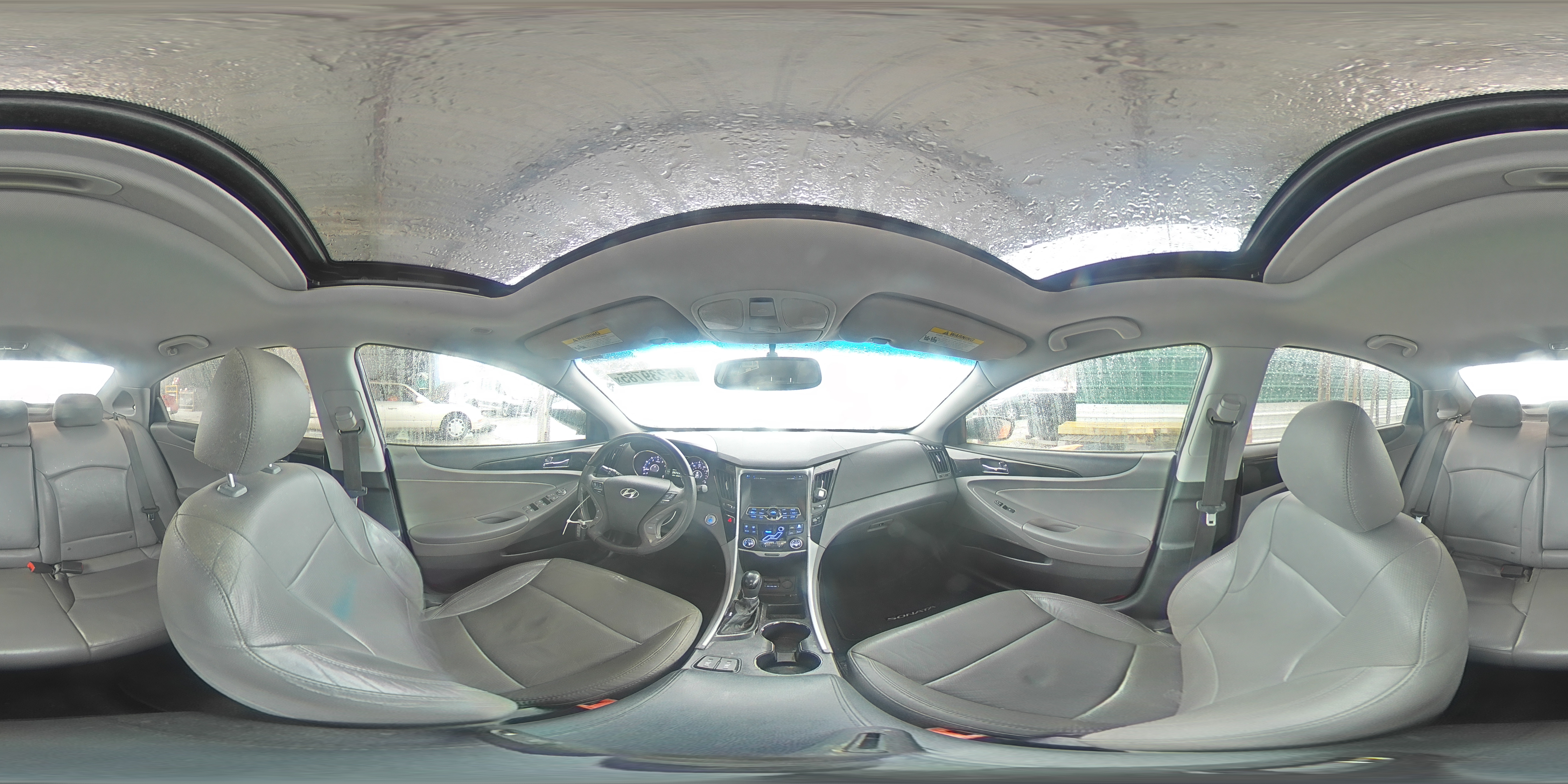 2011 Hyundai Sonata - Image 12