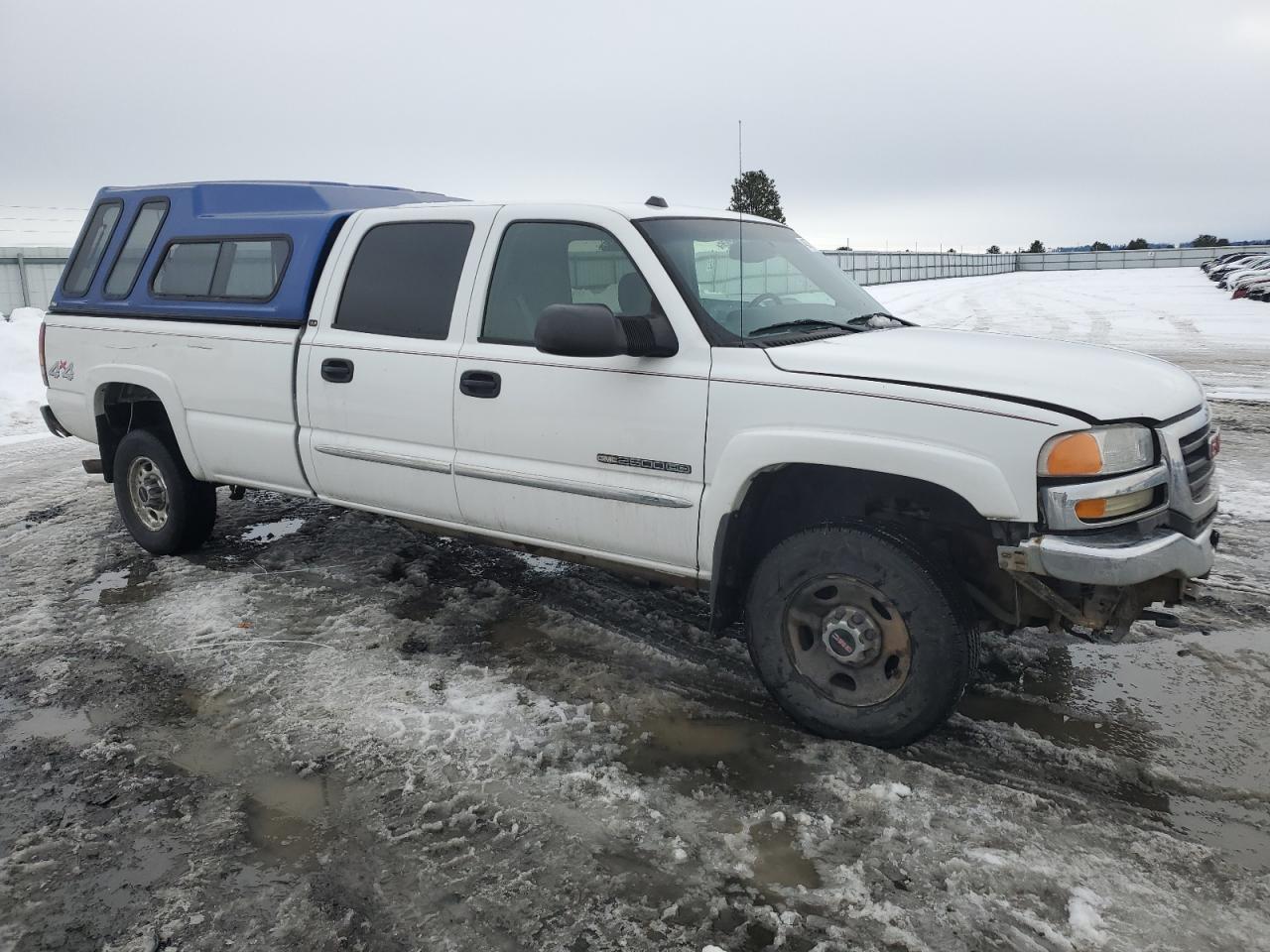 2005 GMC Sierra - Image 4