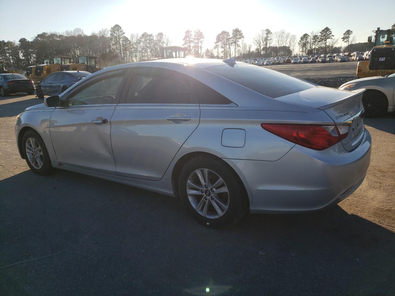 2013 Hyundai Sonata - Image 2