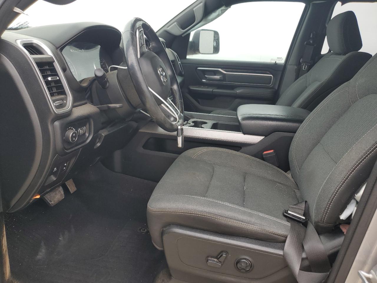 2019 RAM 1500 - Image 7