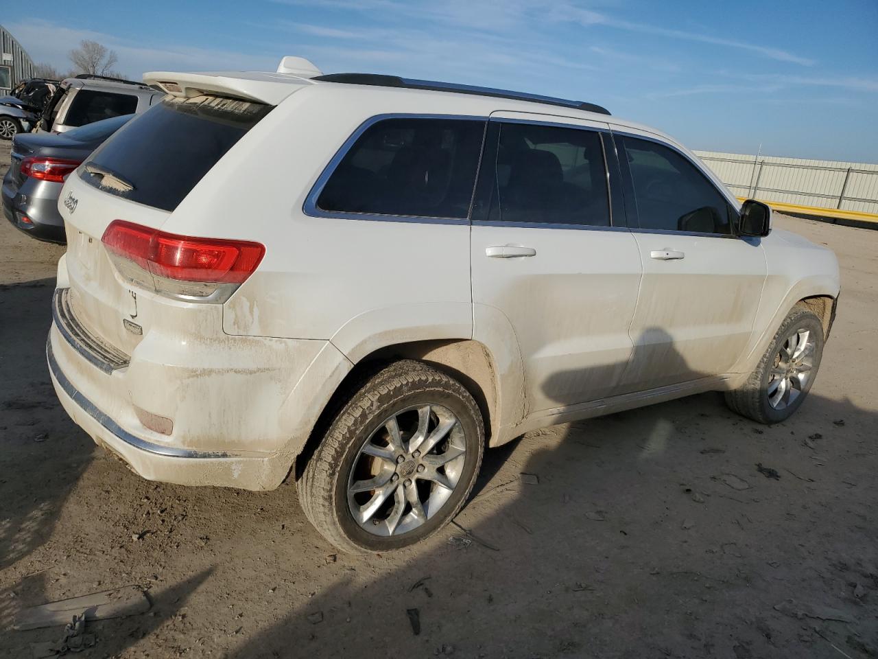 2015 Jeep Grand Cherokee - Image 3