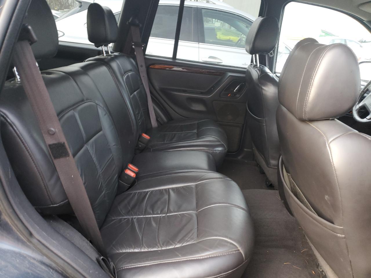 2001 Jeep Grand Cherokee - Image 10