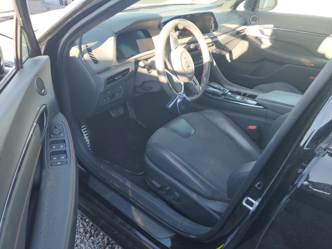 2021 Hyundai Sonata - Image 8