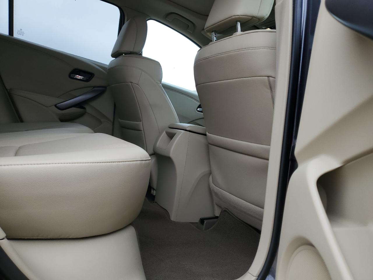 2015 Acura RDX - Image 12