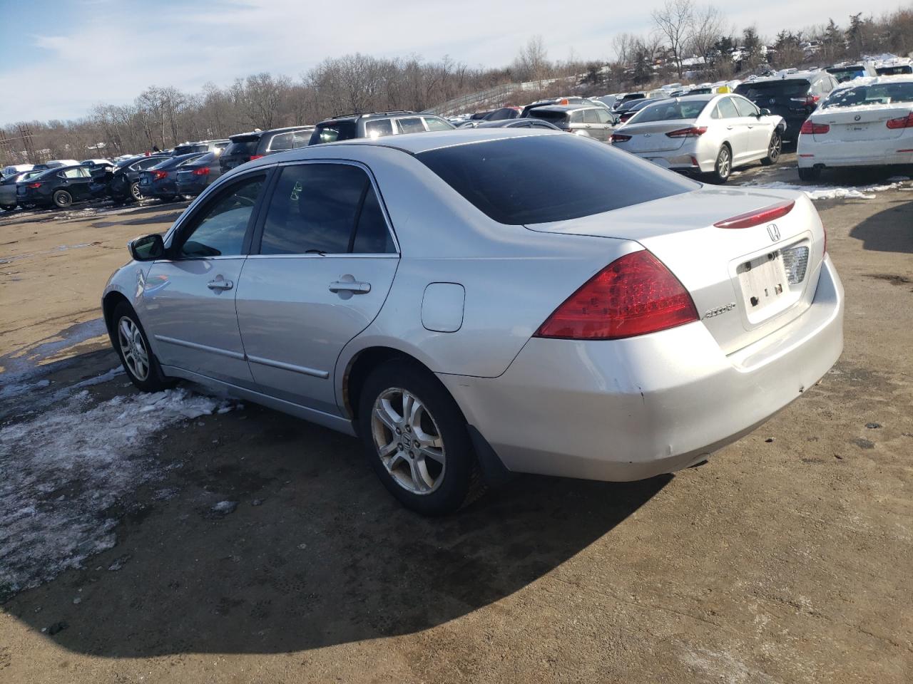 2007 Honda Accord - Image 2