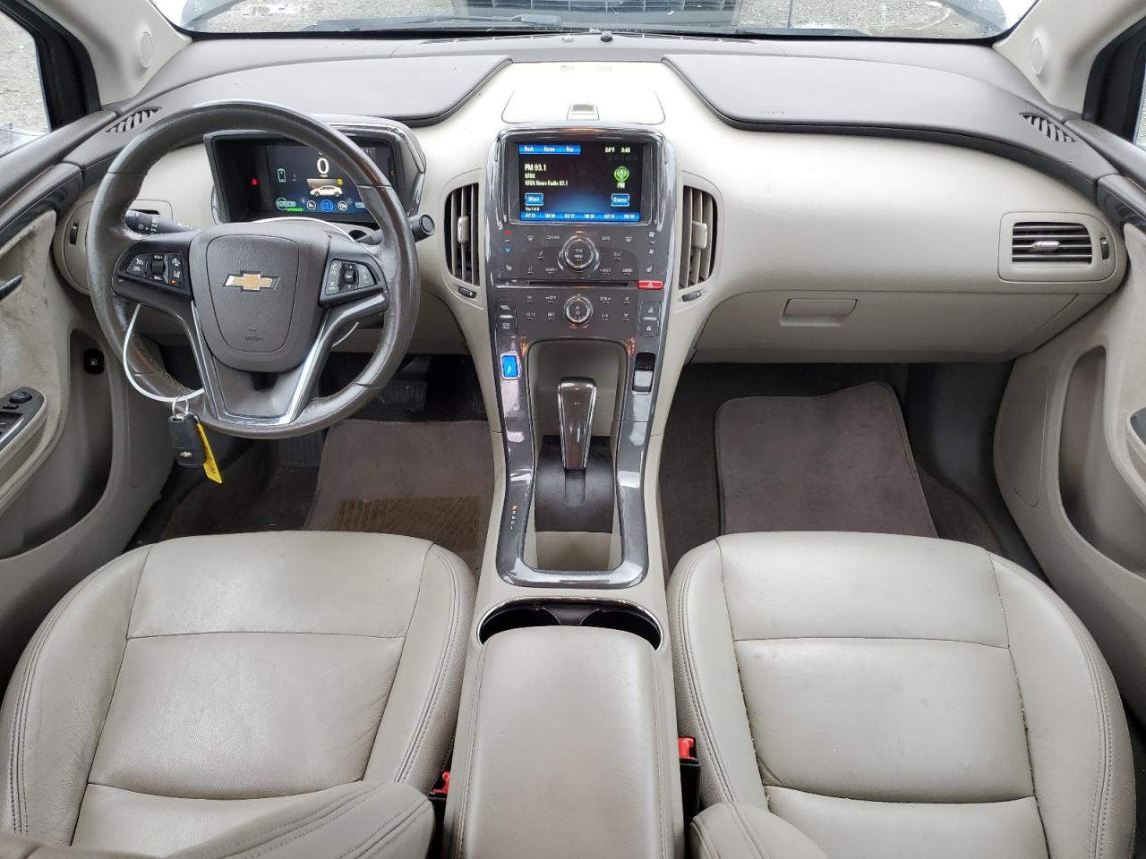 2014 Chevrolet Volt - Image 8