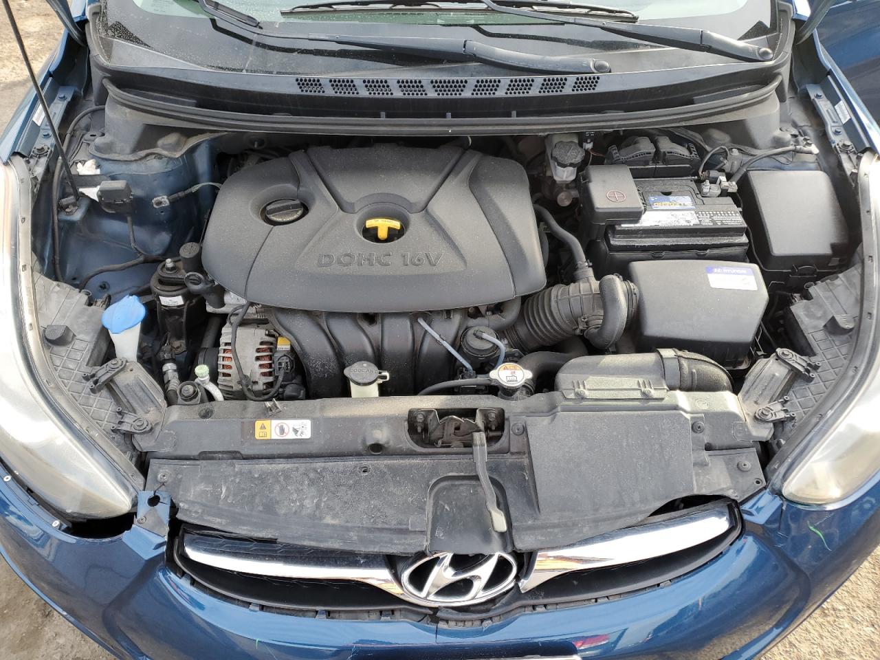 2013 Hyundai Elantra - Image 11