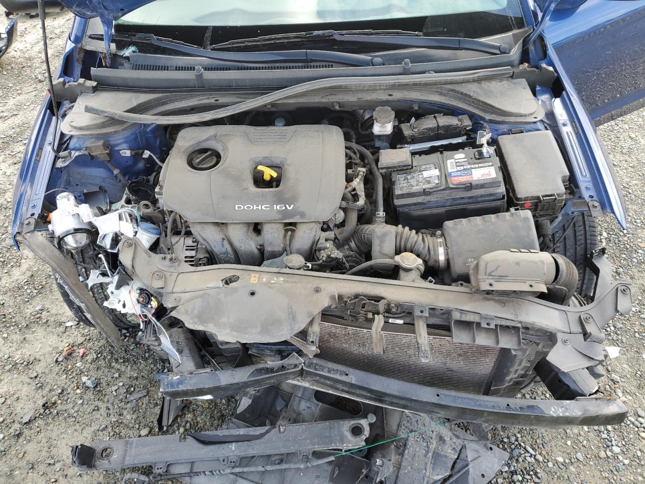 2018 Hyundai Elantra - Image 12