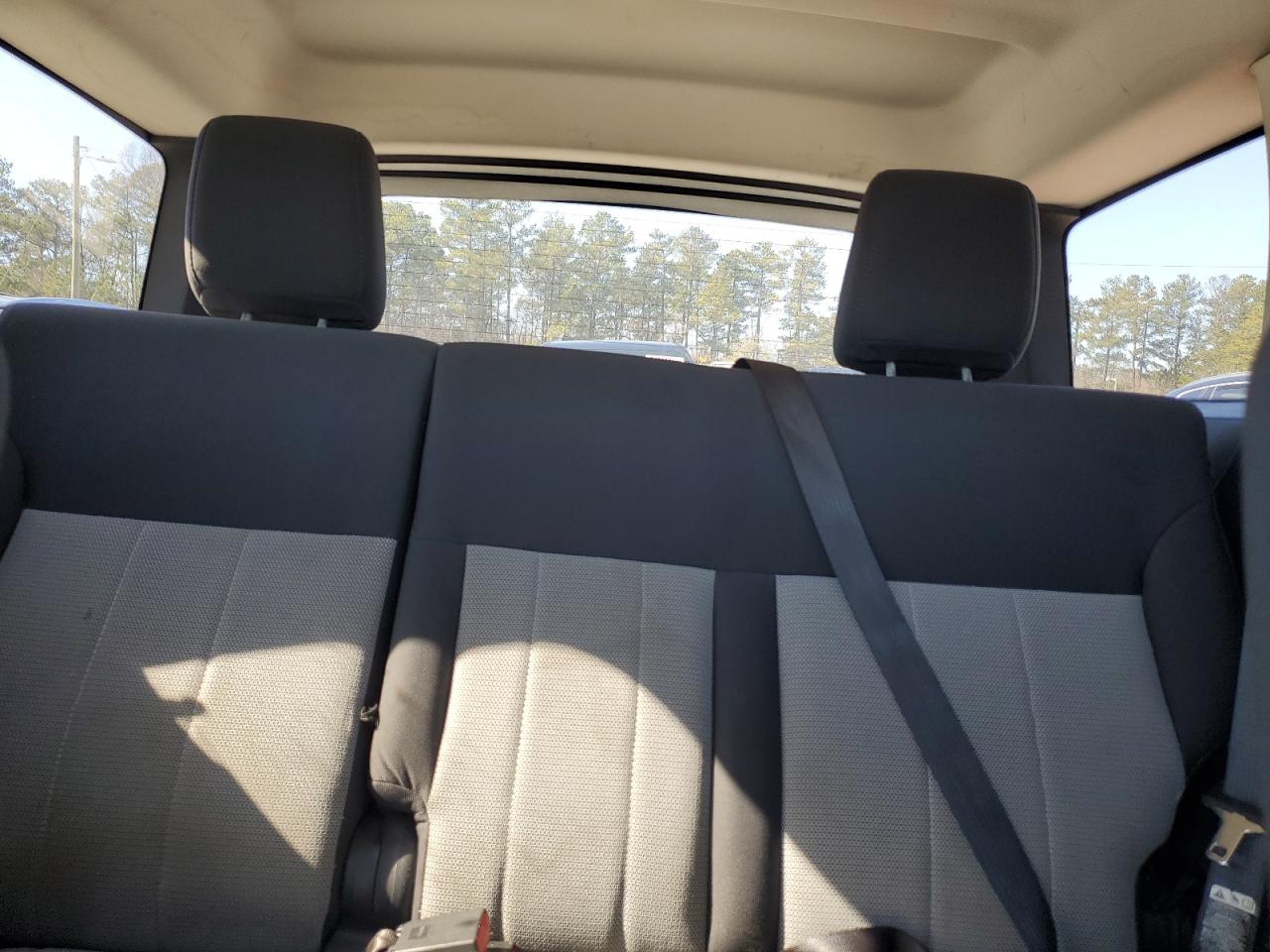 2008 Dodge Nitro - Image 10
