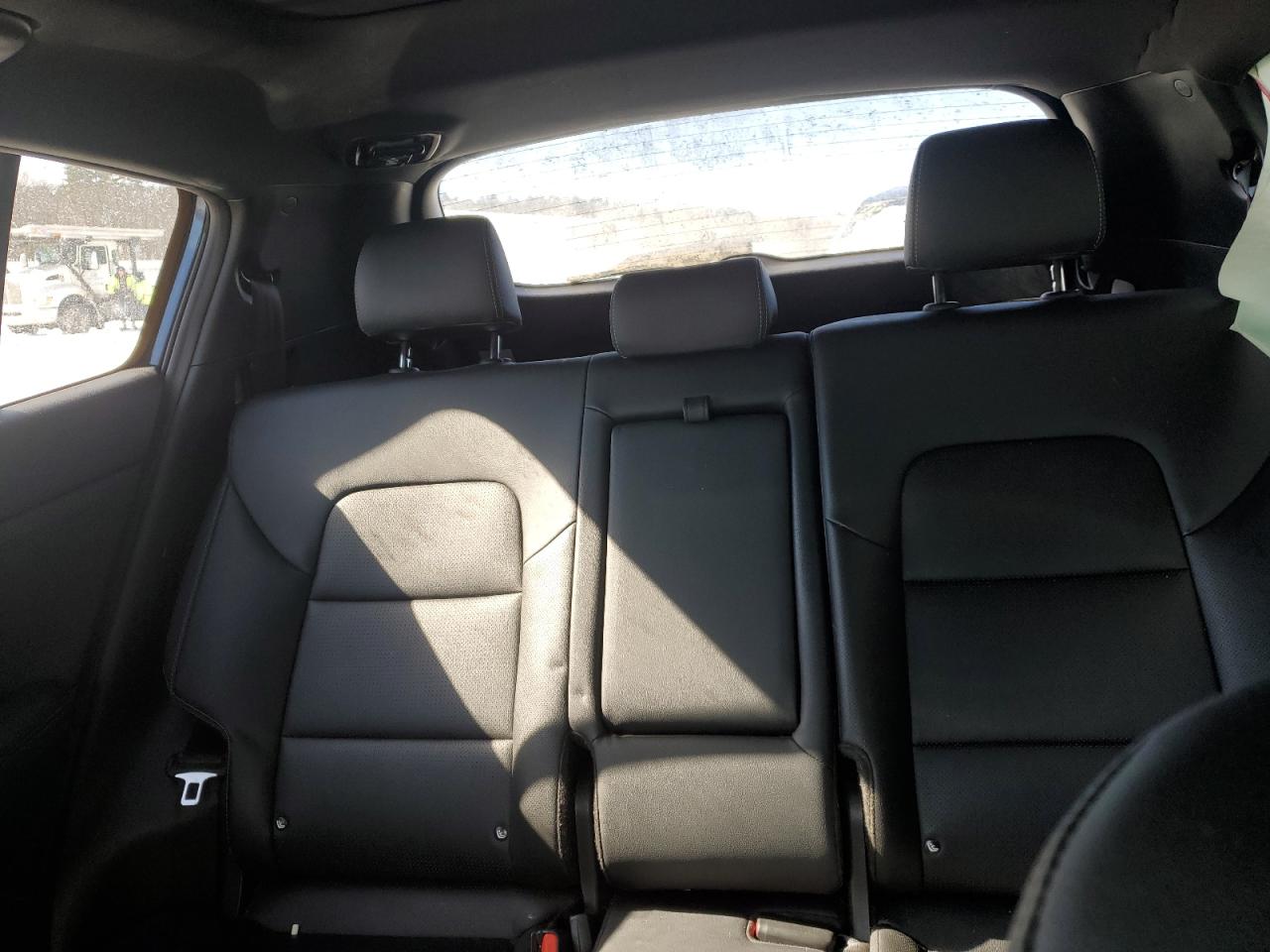 2022 Kia Sportage - Image 10