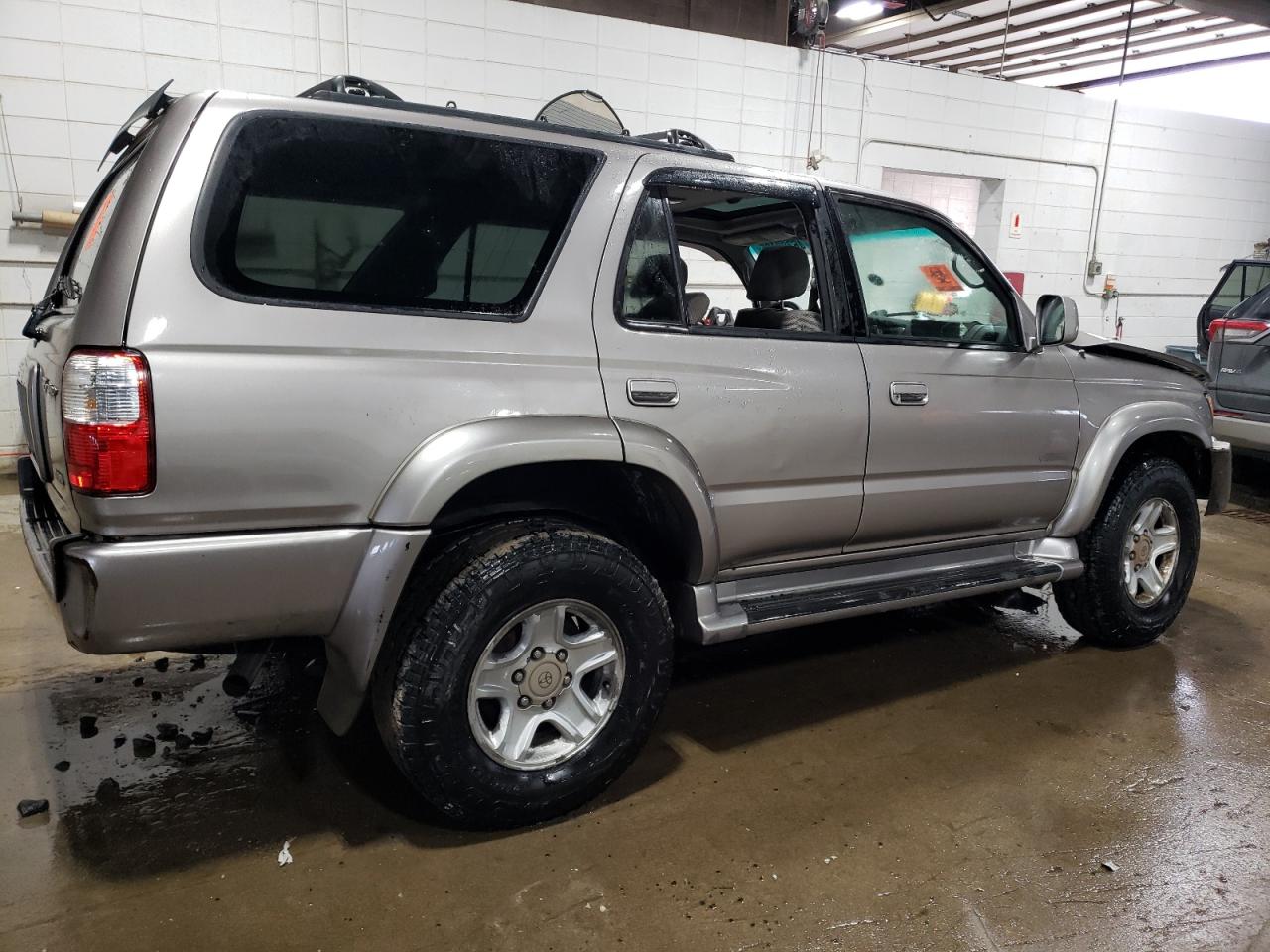 2002 Toyota 4Runner - Image 3