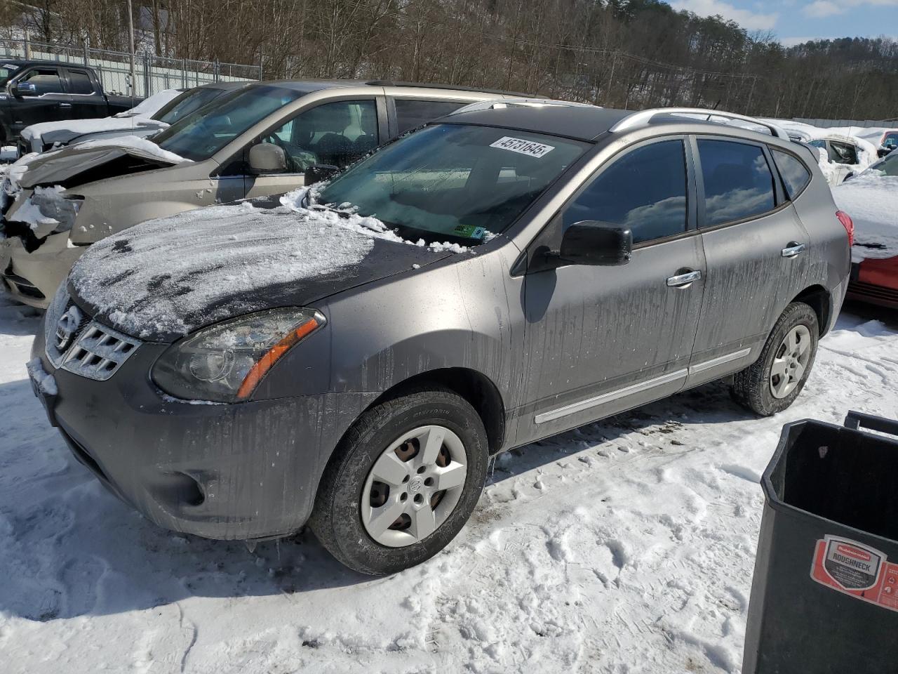 2015 Nissan Rogue - Image 1