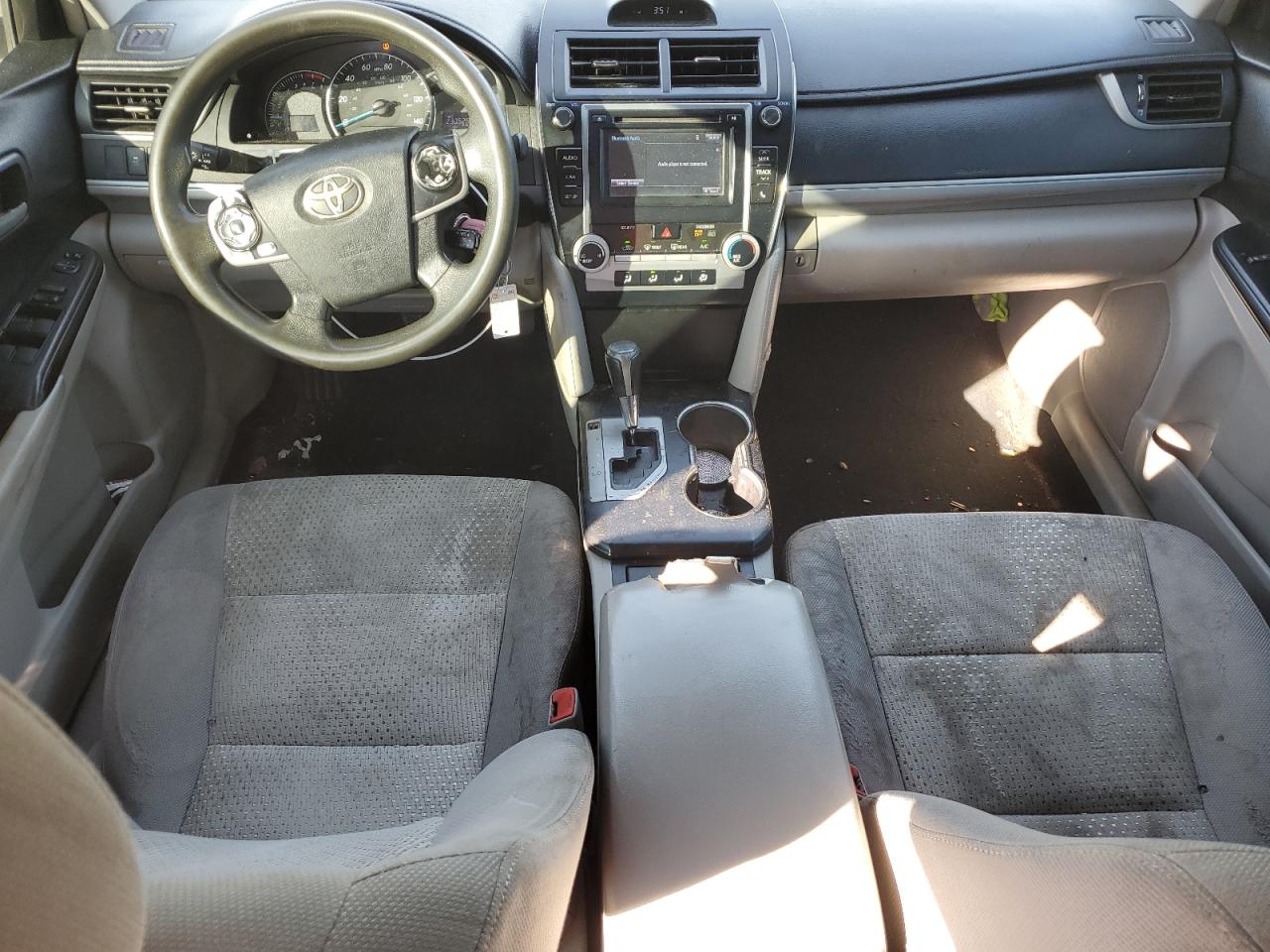 2014 Toyota Camry - Image 8