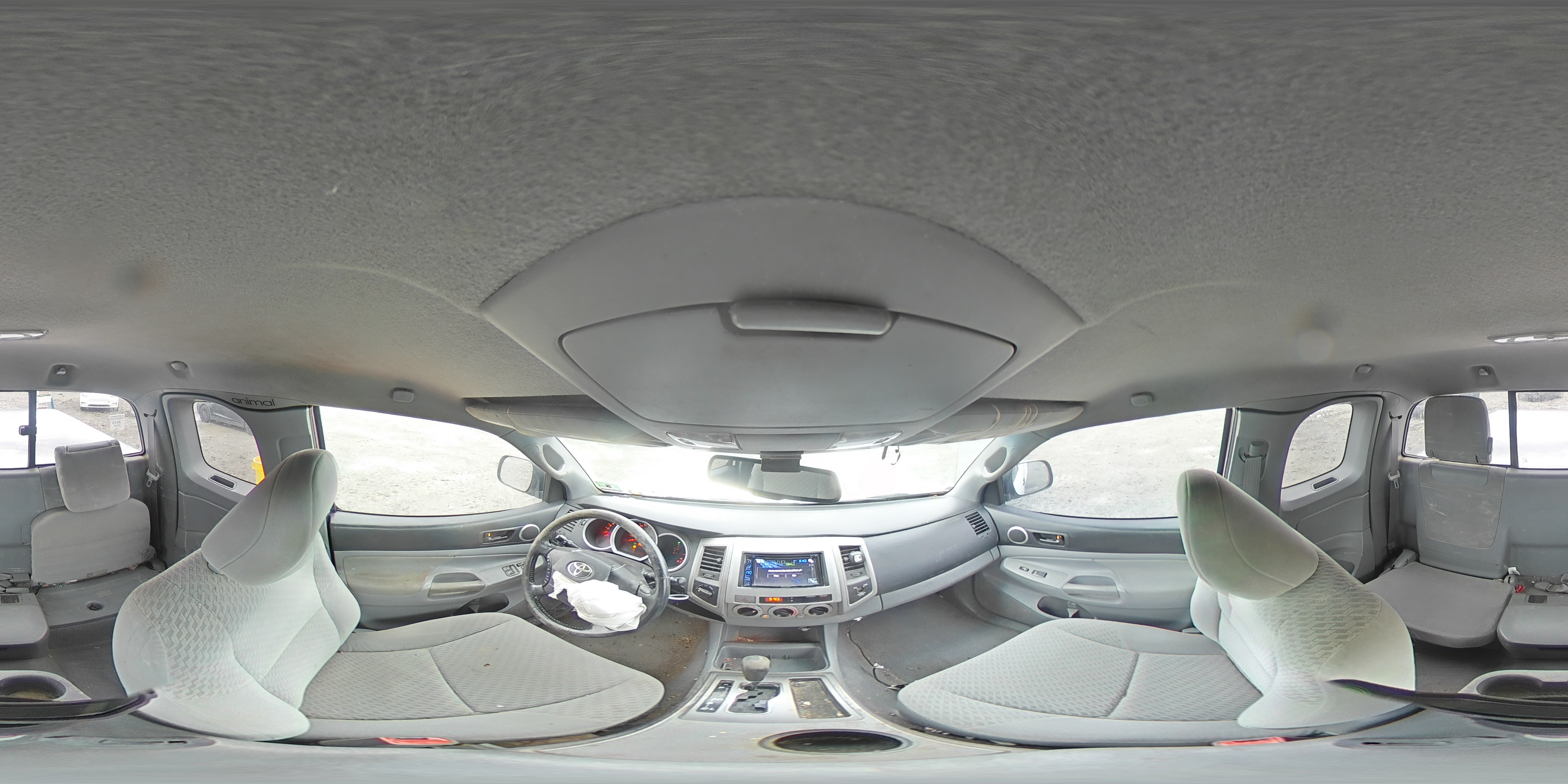 2010 Toyota Tacoma - Image 13