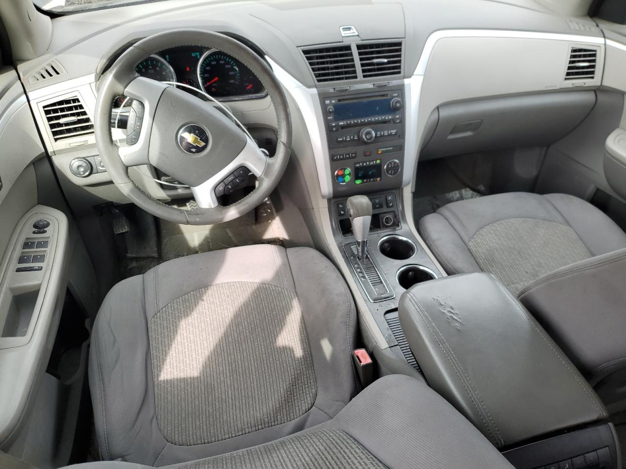 2011 Chevrolet Traverse - Image 8