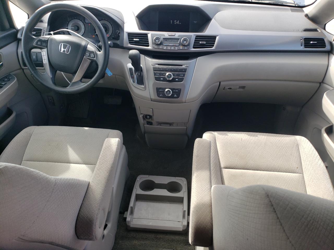 2015 Honda Odyssey - Image 8