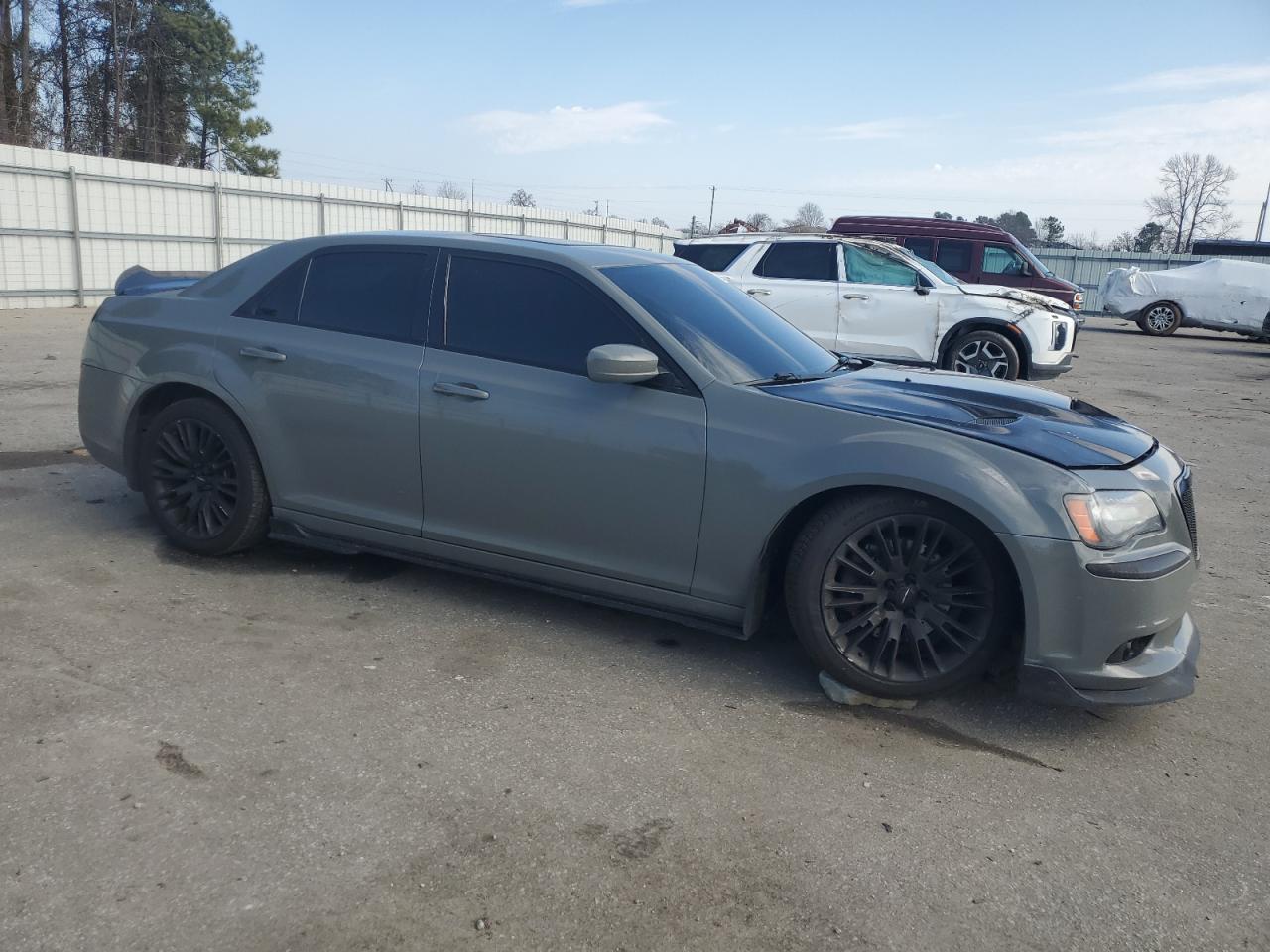 2013 Chrysler 300 - Image 4