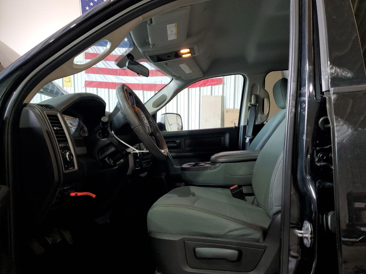 2017 RAM 1500 - Image 7