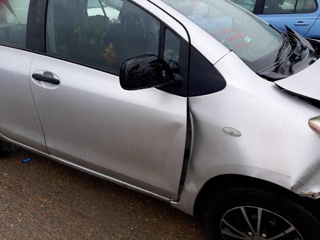 2008 TOYOTA YARIS T2