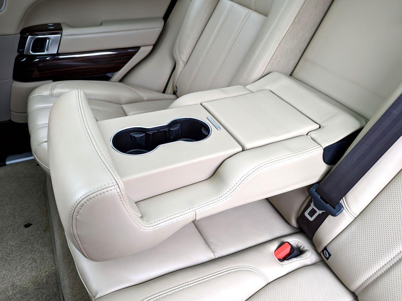 2016 Land Rover Range Rover - Image 9