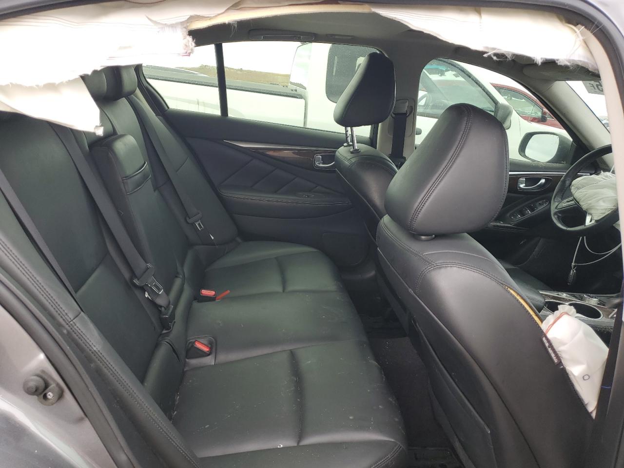 2018 Infiniti Q50 - Image 10