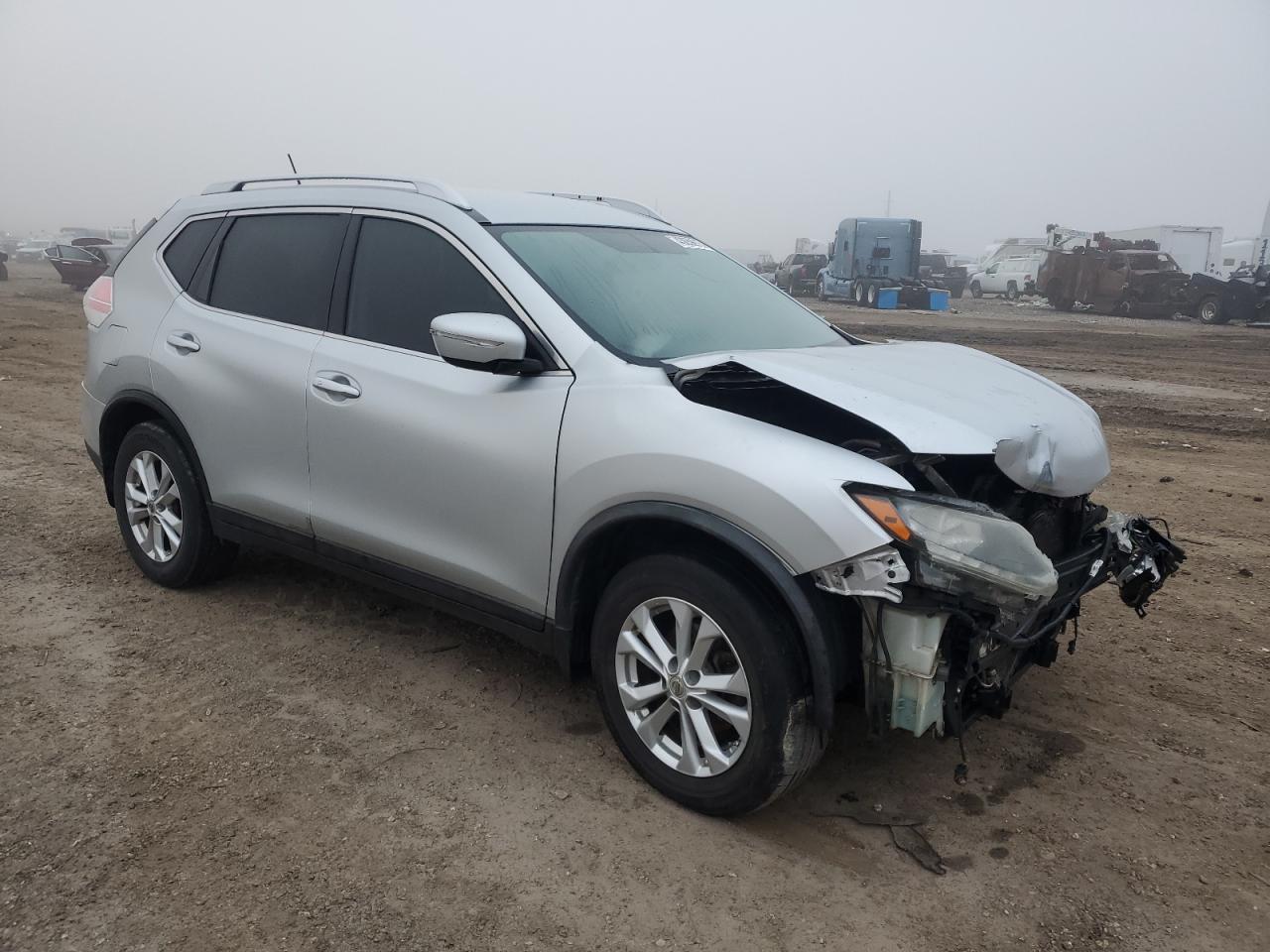 2015 Nissan Rogue - Image 4