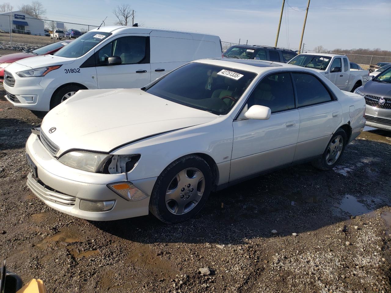 2001 Lexus ES - Image 1