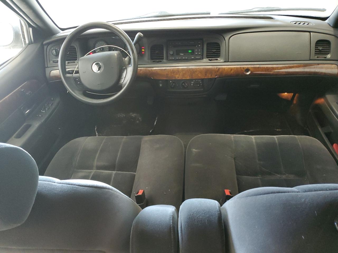 2007 Mercury Grand Marquis - Image 8