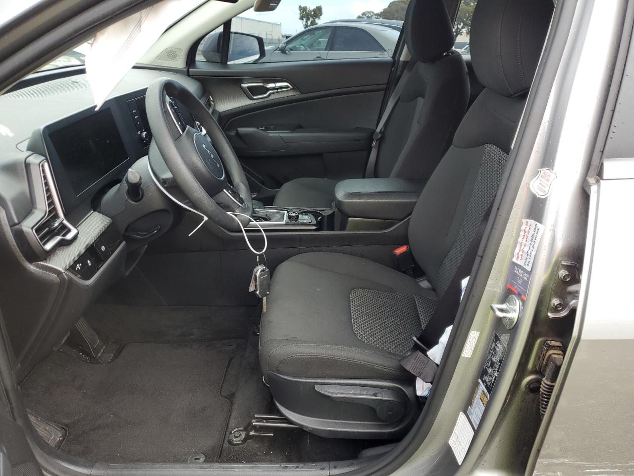 2024 Kia Sportage - Image 7