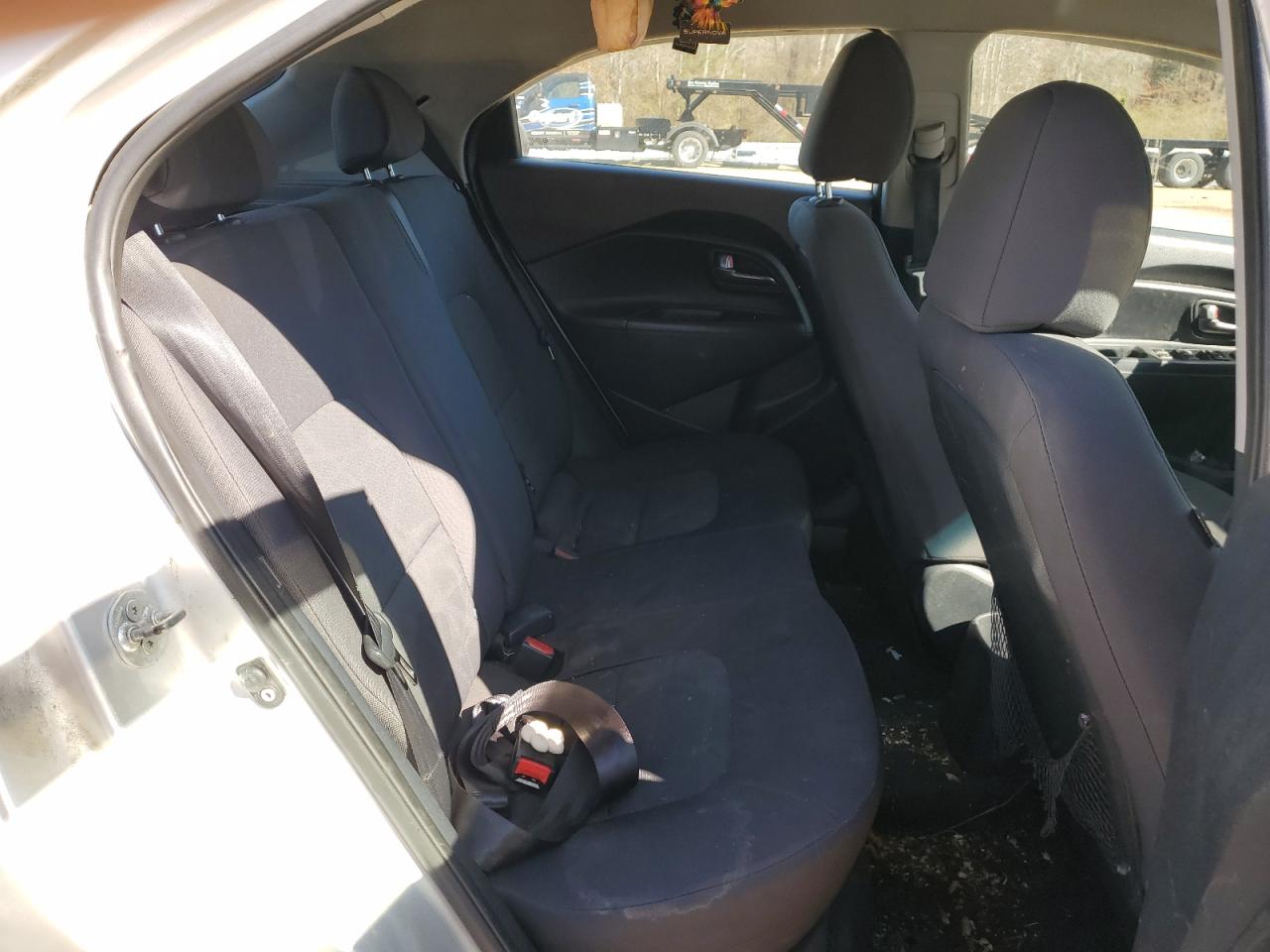 2013 Kia Rio - Image 10
