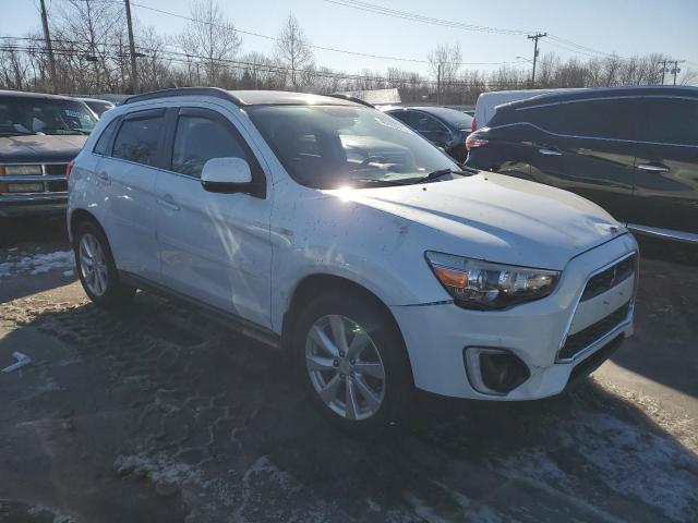 Parquets MITSUBISHI OUTLANDER 2015 White