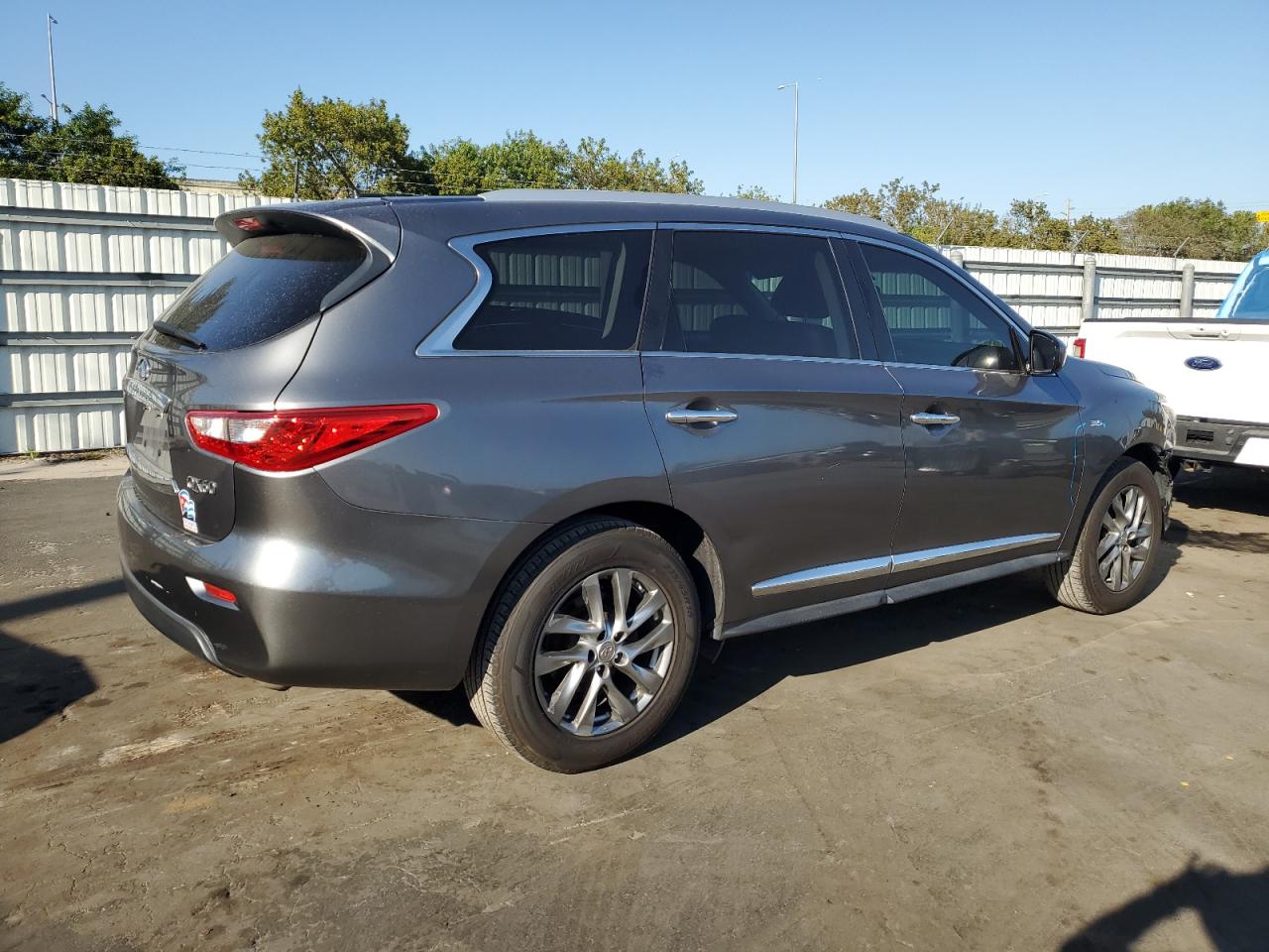 2015 Infiniti QX60 - Image 3