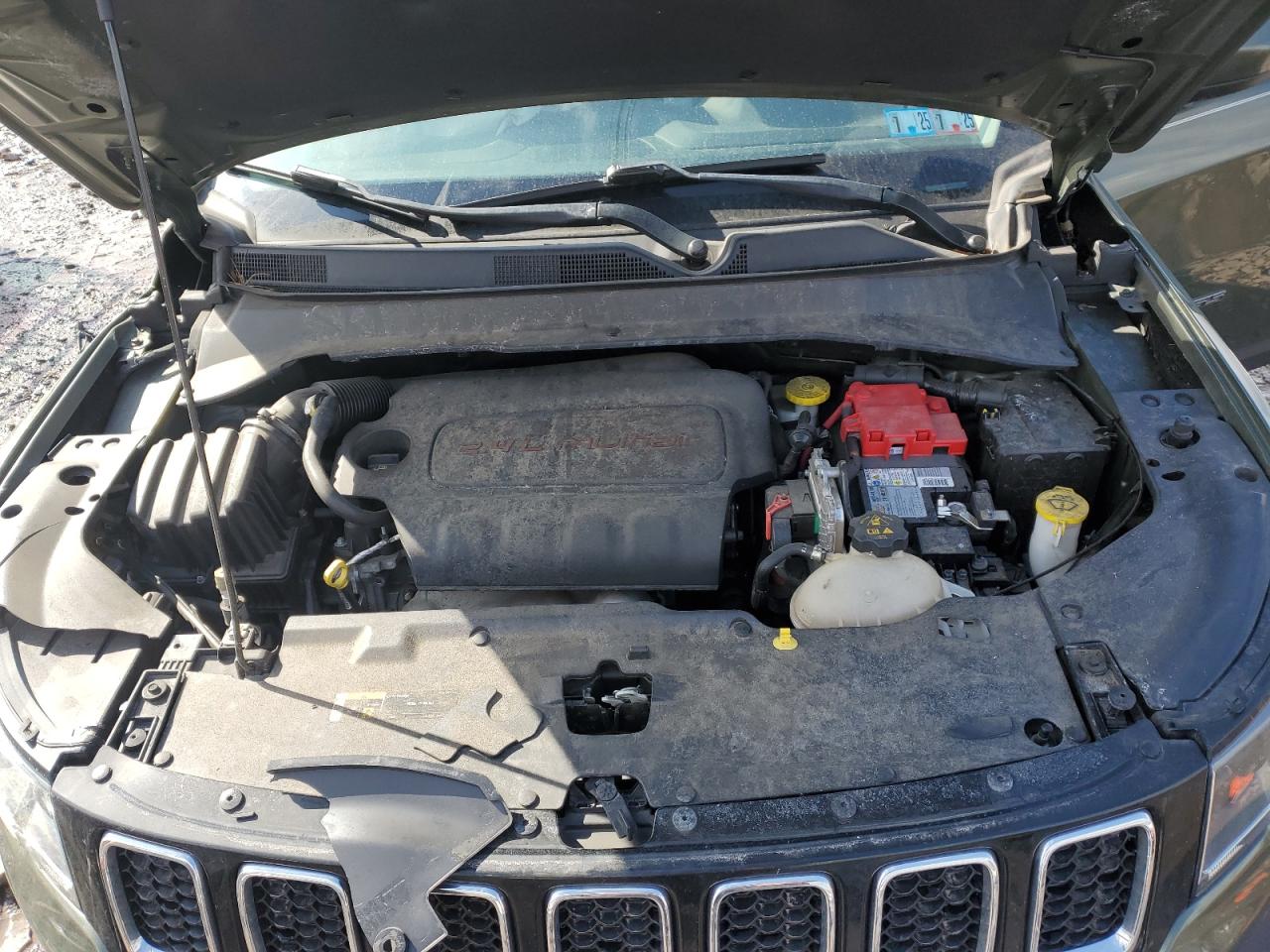 2021 Jeep Compass - Image 14