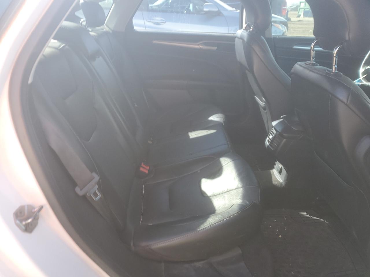 2014 Ford Fusion - Image 10