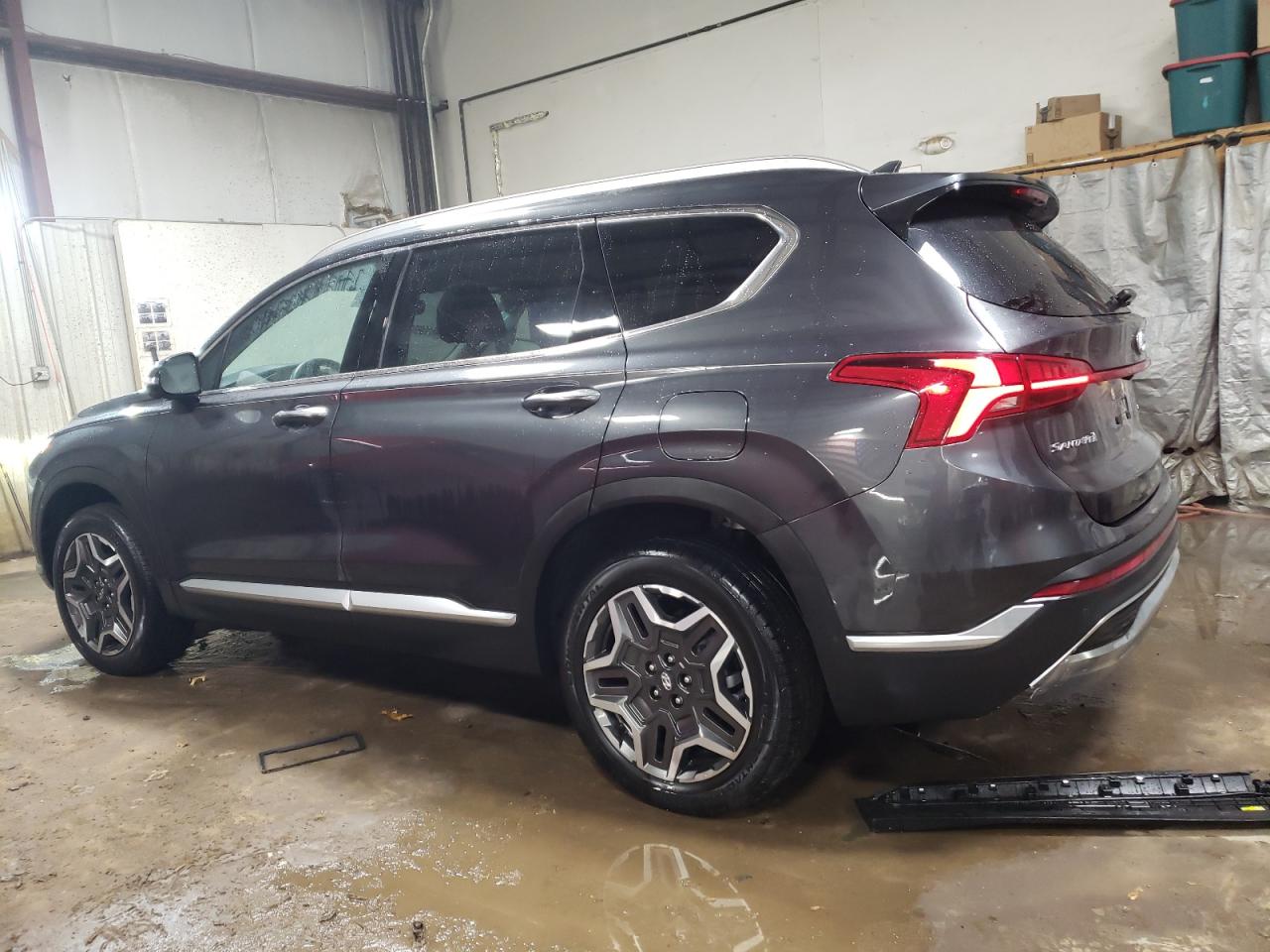 2023 Hyundai Santa Fe - Image 2