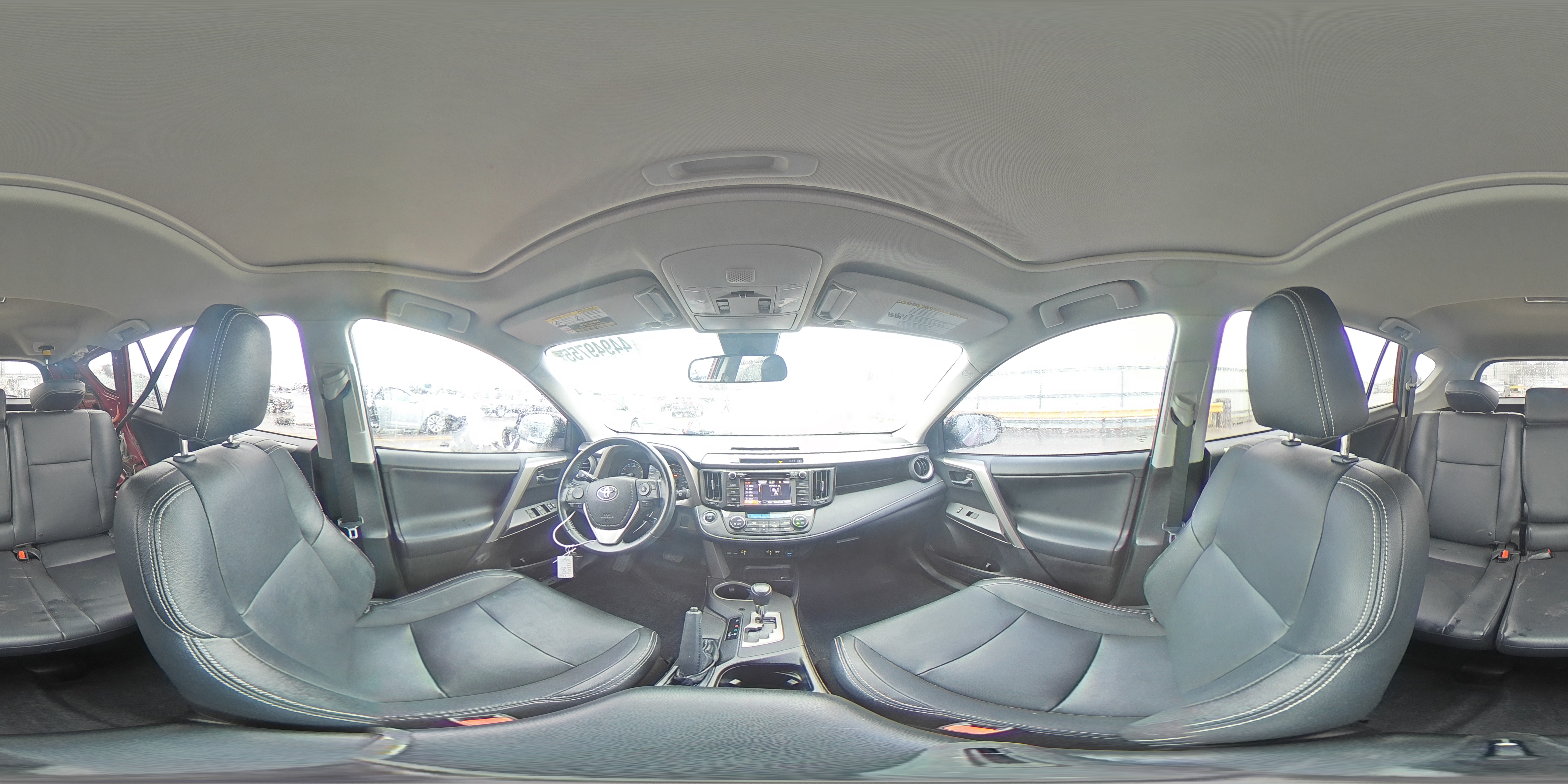 2018 Toyota RAV 4 - Image 16