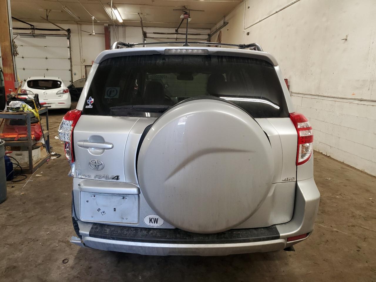 2010 Toyota RAV 4 - Image 6