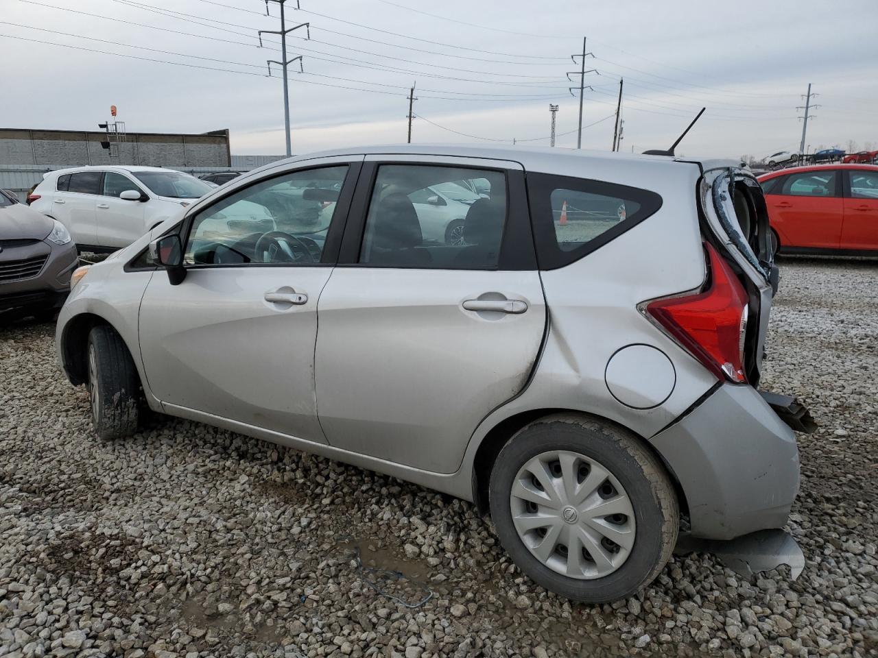 2016 Nissan Versa - Image 2