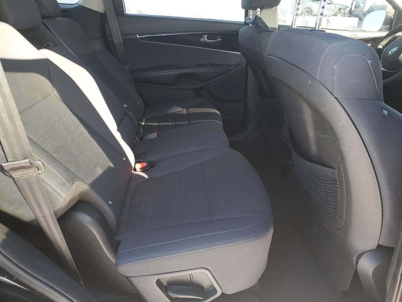 2019 Kia Sorento - Image 11
