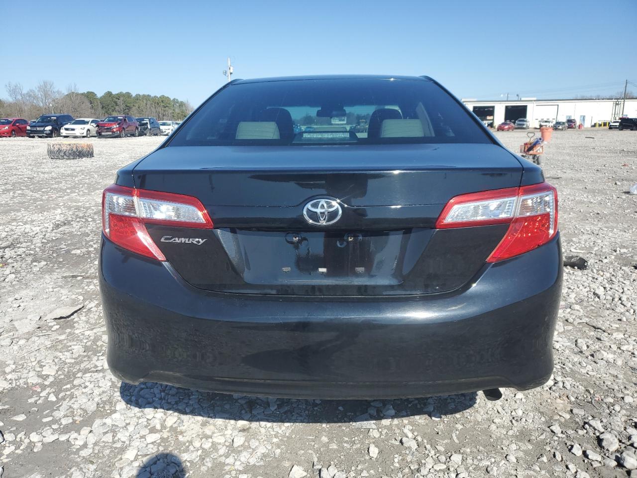 2014 Toyota Camry - Image 6