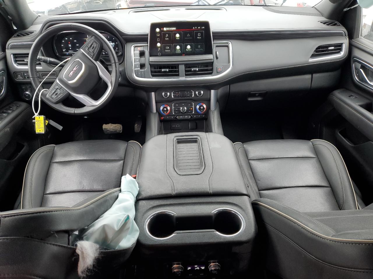 2022 GMC Yukon - Image 8