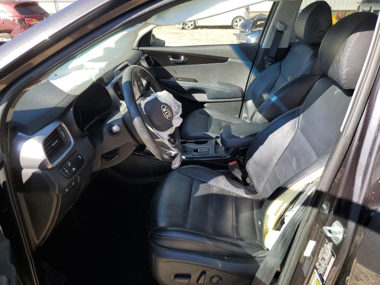 2019 Kia Sorento - Image 7