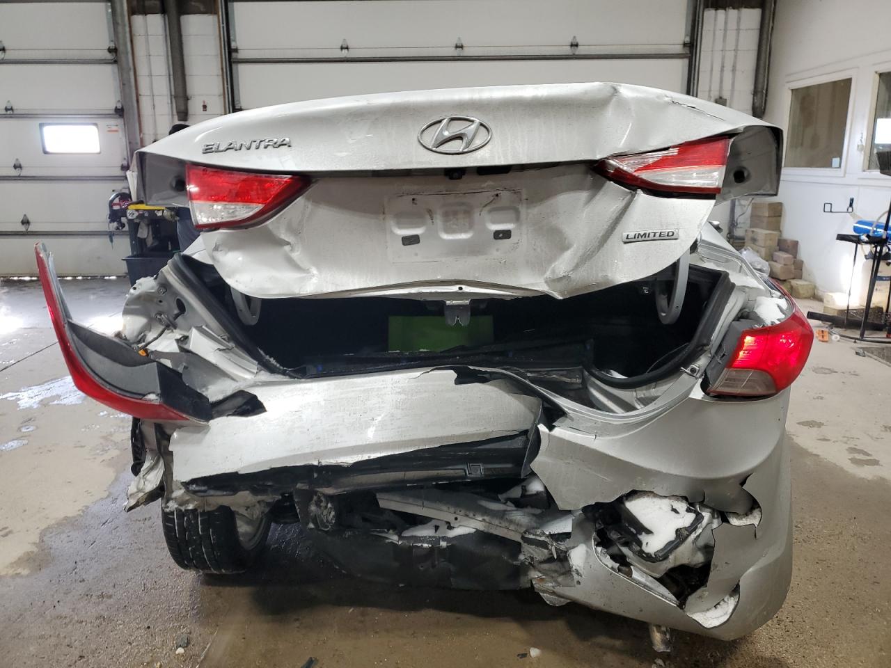 2012 Hyundai Elantra - Image 6
