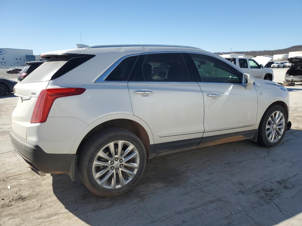 2019 Cadillac XT5 - Image 3