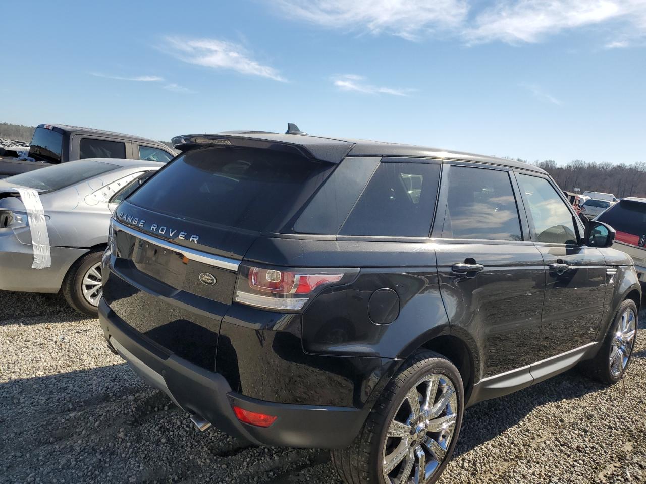 2016 Land Rover Range Rover - Image 3