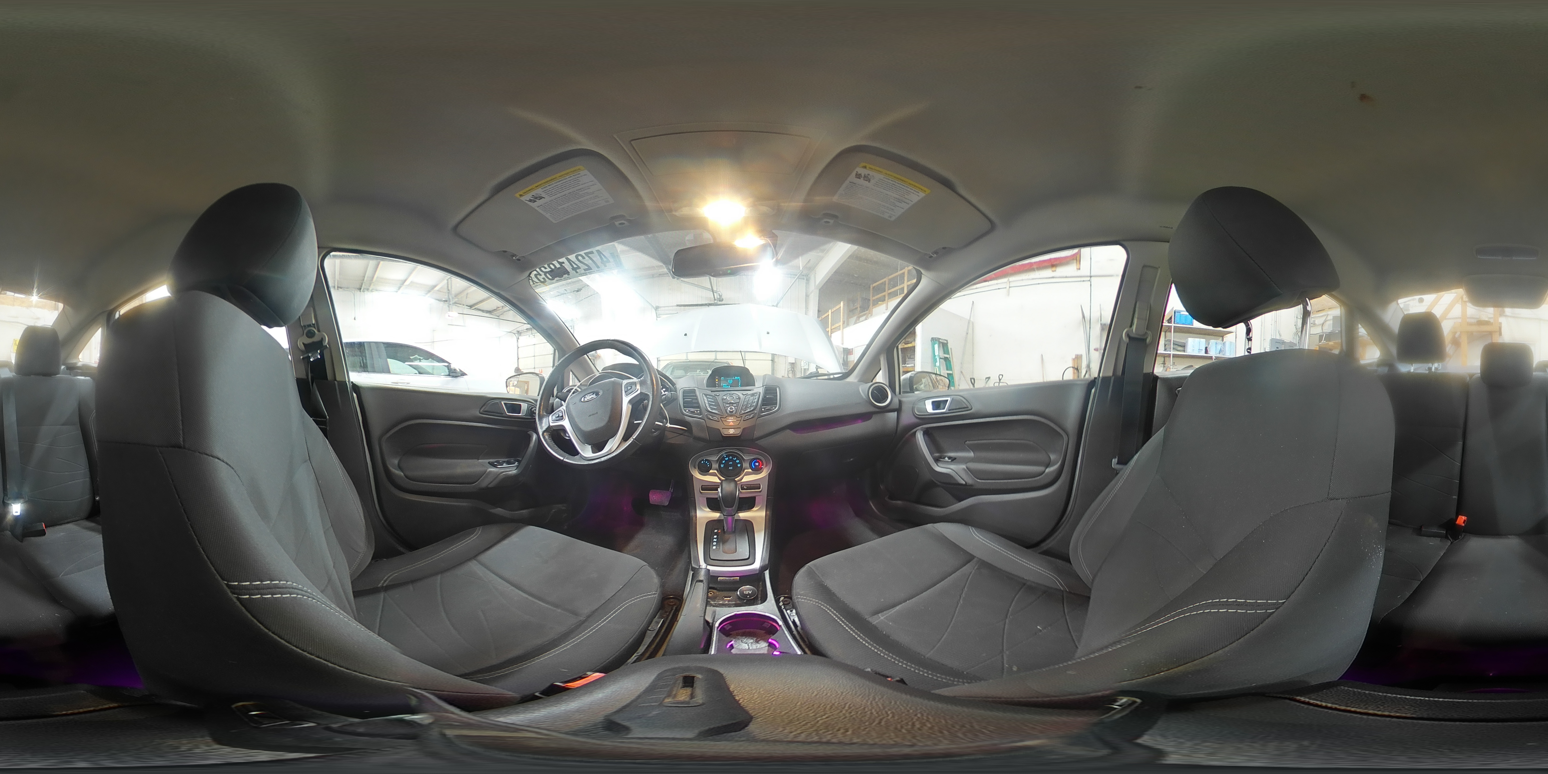 2015 Ford Fiesta - Image 12