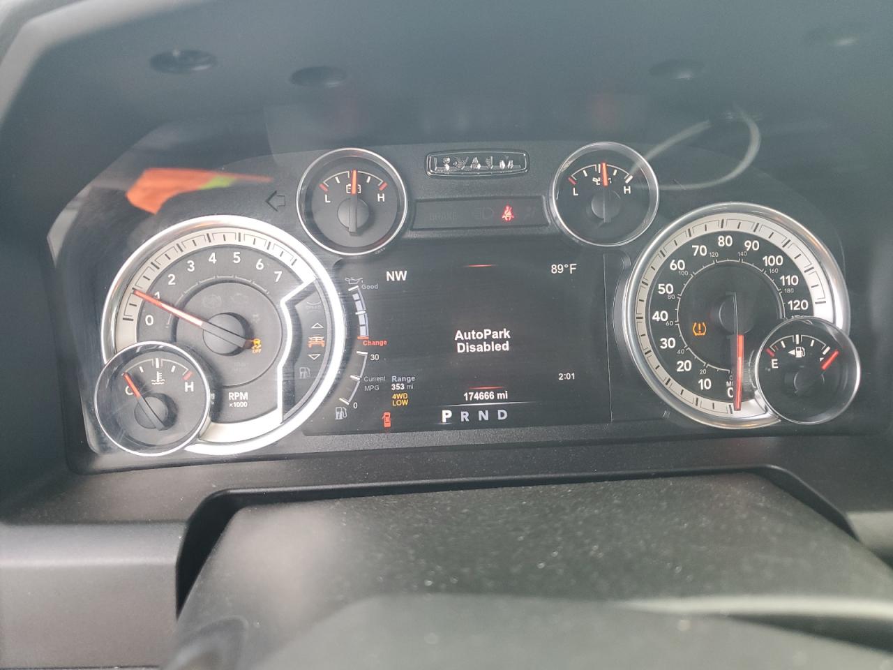 2017 RAM 1500 - Image 9