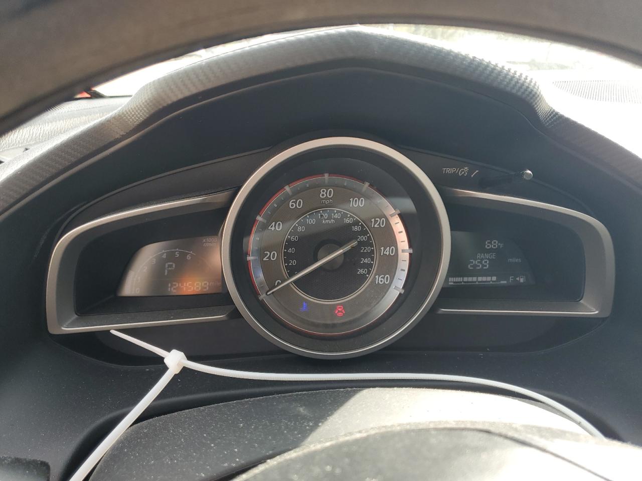 2014 Mazda 3 - Image 9