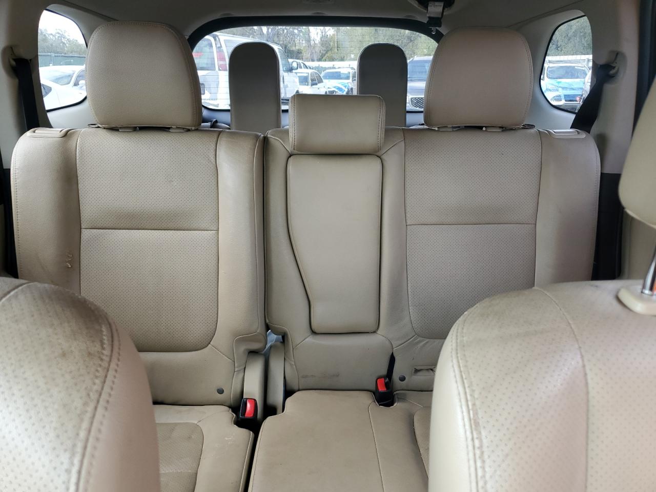 2016 Mitsubishi Outlander - Image 10