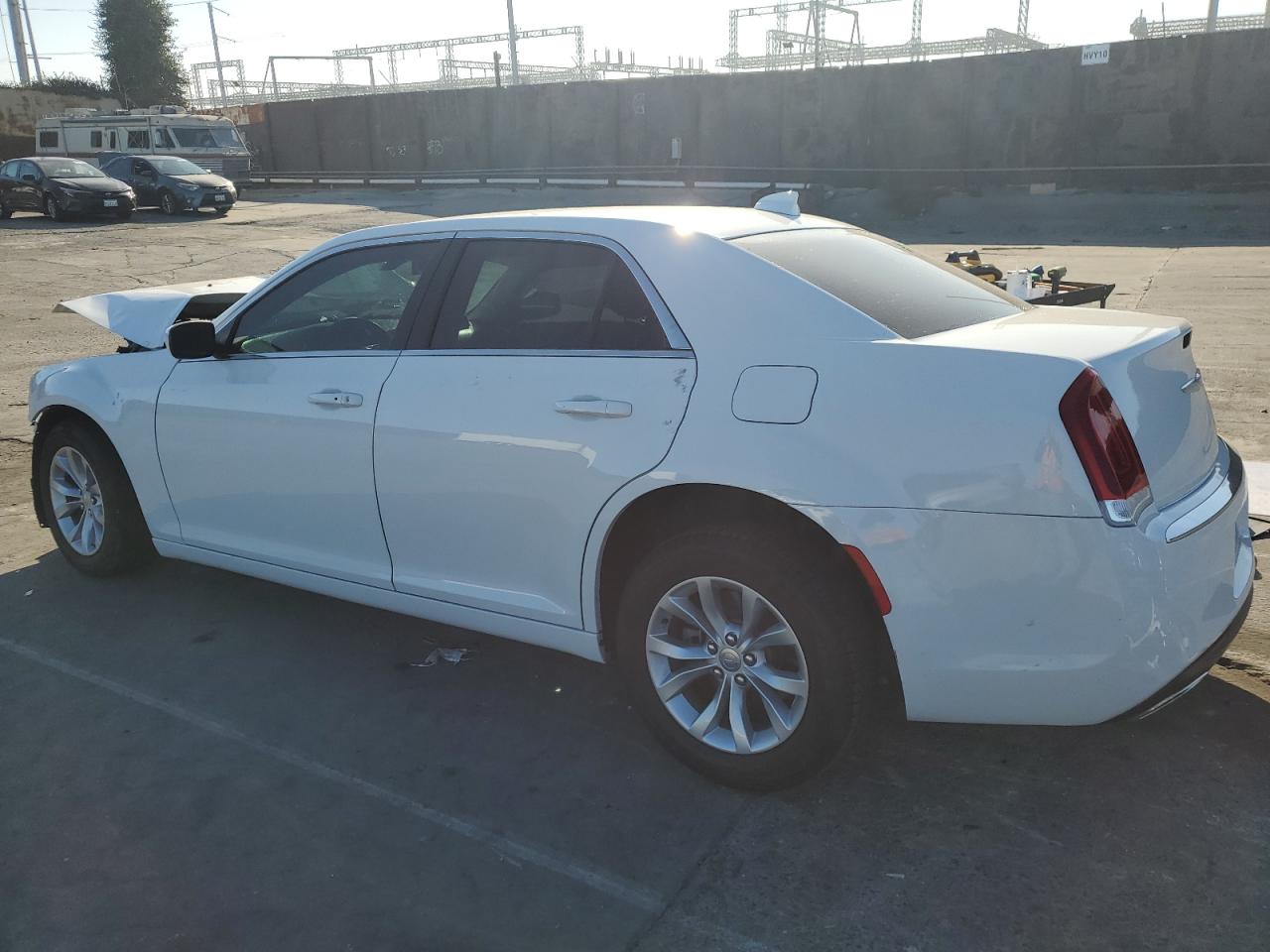 2021 Chrysler 300 - Image 2